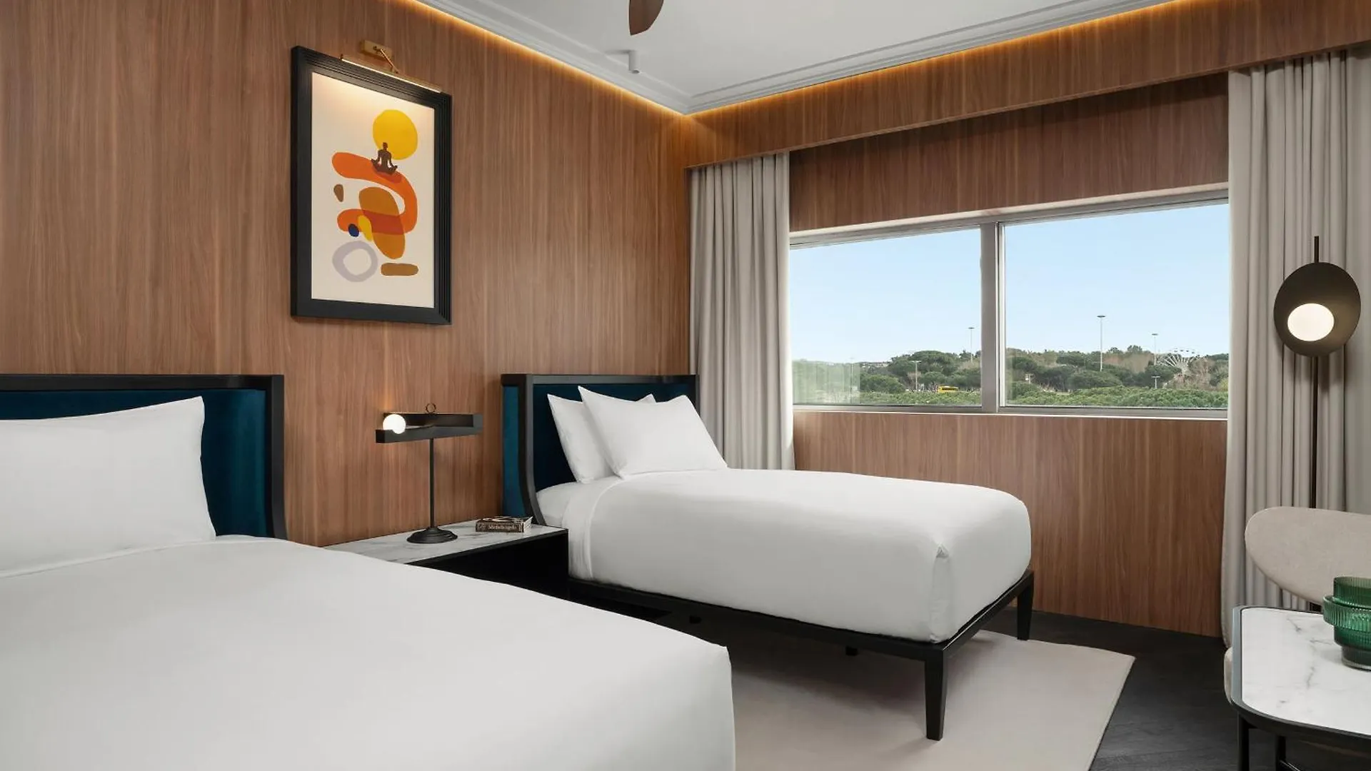 Cardo Roma, Autograph Collection Otel