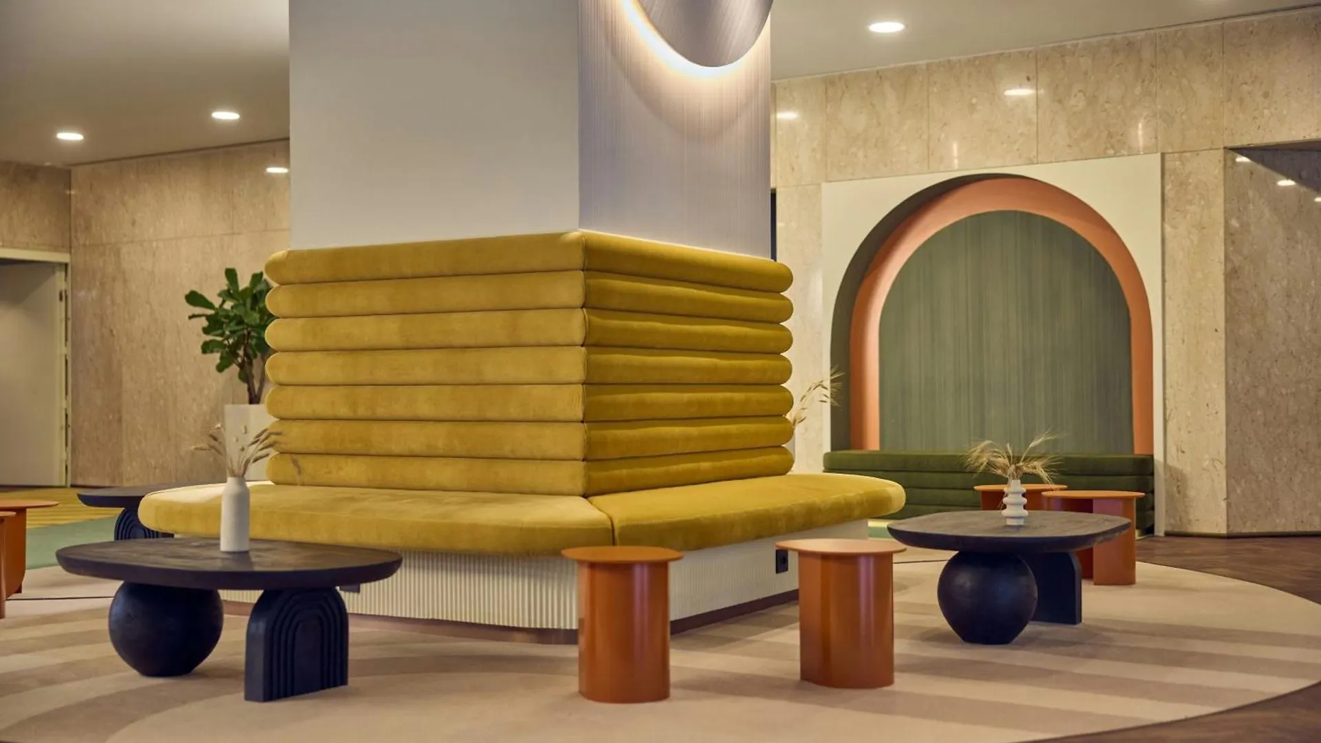 Cardo Roma, Autograph Collection Otel